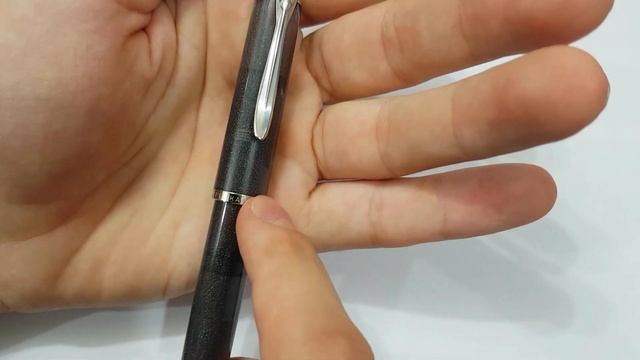 Обзор перьевой ручки Pelikan M205 и чернил Pelikan Edelstein Moonstone 2020 смотреть онлайн