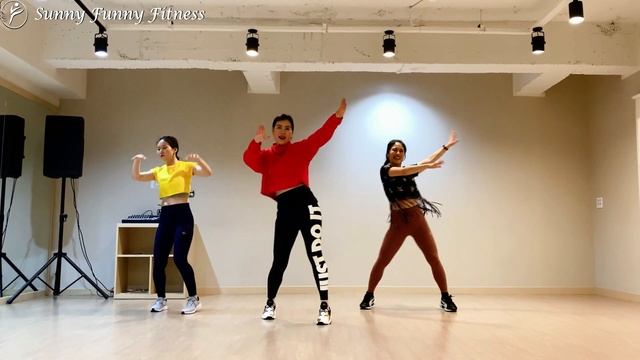 She Move It Like - Badshah | Zumba Dance Diet Workout | 줌바댄스다이어트 | Choreo By Sunny | Cardio | 홈트|