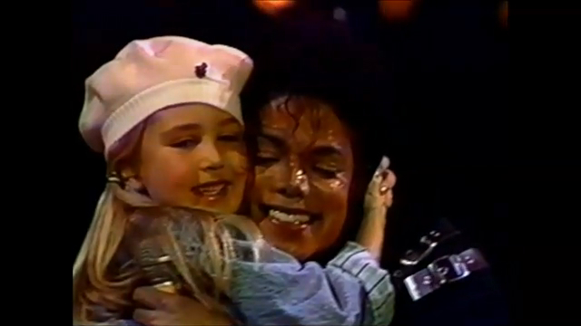 Michael Jackson -  Bad - Live At Wembley (1988)