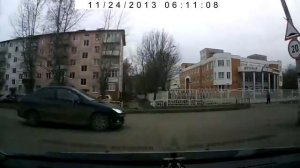 после замены колодок ВСЕГДА прокачивайте тормоза