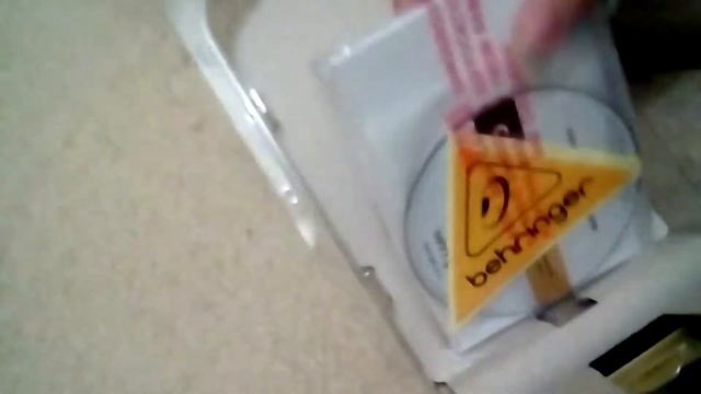 Unboxing + Teste Microfone Condensador Behringer C1U смотреть онлайн