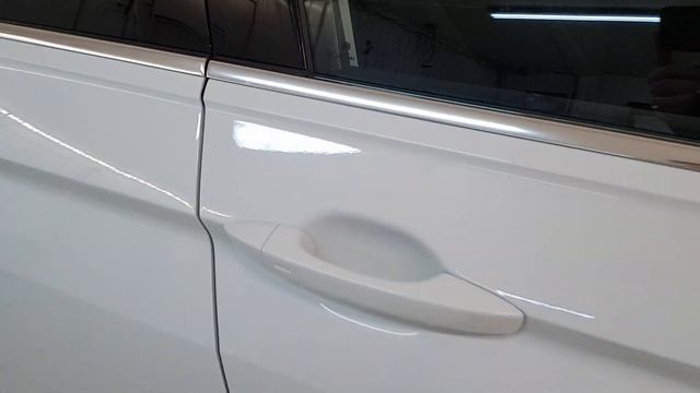 VW Tiguan - забронировали полиуретановой пленкой капот, передние фары, пороги, часть бампера смотреть онлайн