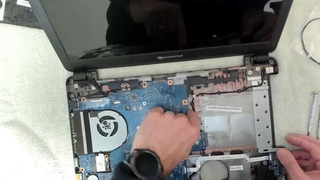 Packard Bell laptop ET69KB power jack replacement смотреть онлайн