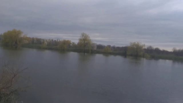 Пятихатка закрытый водоем смотреть онлайн