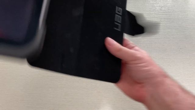 Best iPad Pro 2020 Case: UAG Metropolis iPad Pro 11-inch смотреть онлайн