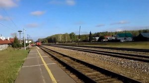 Поезд Йошкар-Ола-Казань прибывает к станции Илеть