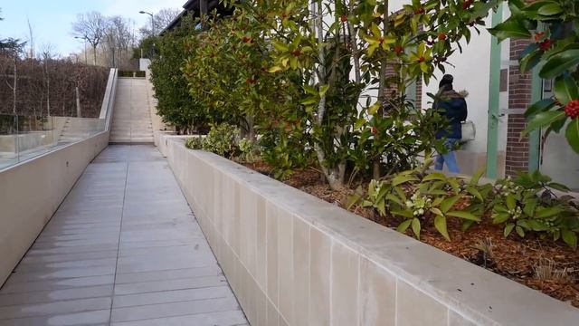 Франция Дорогой Отель (2 тысячи евро за ночь!) и самый первый домик моего мужа смотреть онлайн