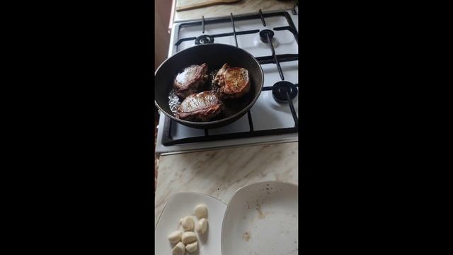 стейки на сковороде? смотреть онлайн