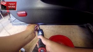 Ford Mondeo  2007-2010   (Mk4)  door panel removal