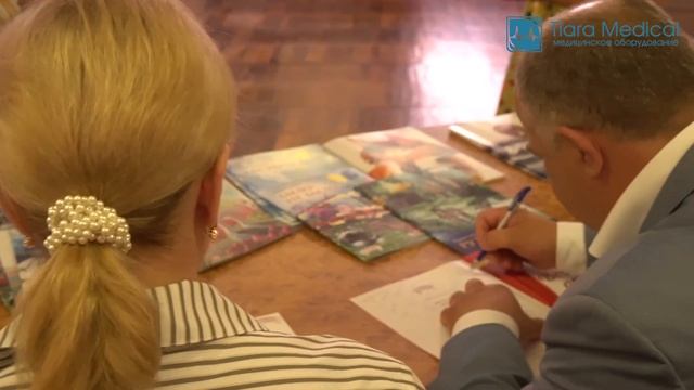 Вручение детских книг в рамках акции «Доктора – детям» в больнице г.Колпино смотреть онлайн