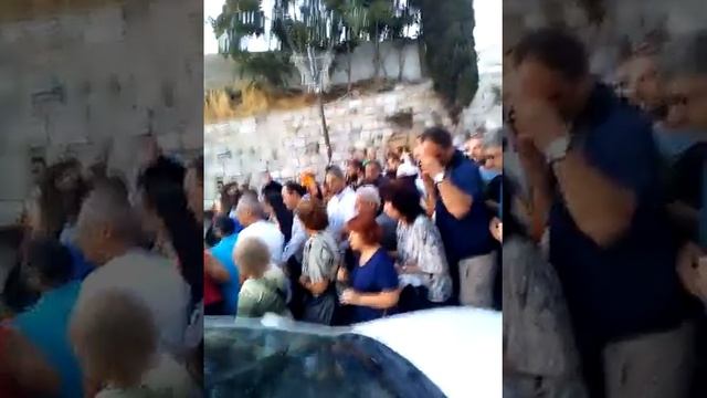 Крестный ход с Плащаницей Пресвятой Богородицы. смотреть онлайн