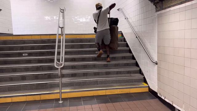 ЧТО СО МНОЙ ПРОИСХОДИТ? НЕ МОГУ СПАТЬ НОЧЬЮ #сша смотреть онлайн