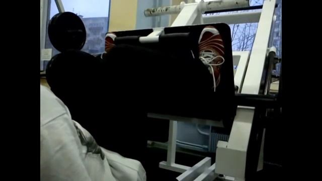 Серёга жмет 150 кг смотреть онлайн