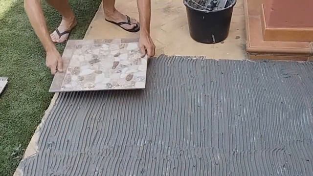 Cómo instalar un piso cerámico. Proceso completo смотреть онлайн