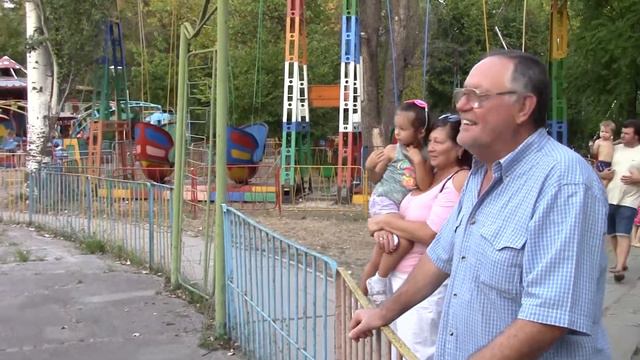дети качели долина роз Кишинёв 2015 смотреть онлайн