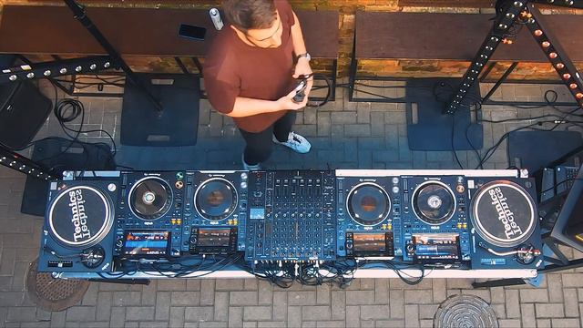 Wild Dee - Rocknrolla - Local Legends #06 смотреть онлайн