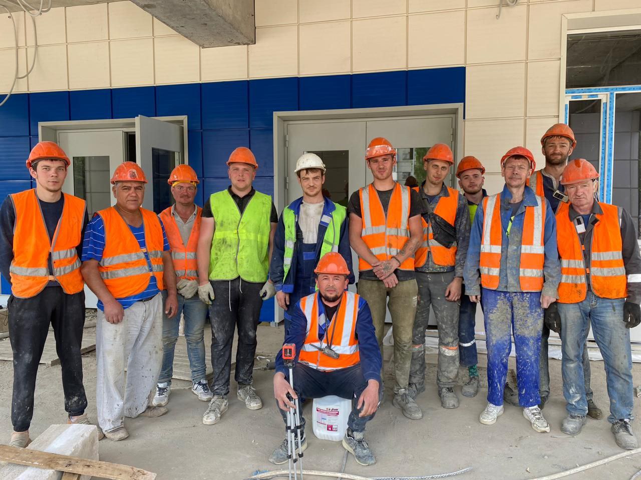 БРИГАД РАЗНОРАБОЧИХ смотреть онлайн