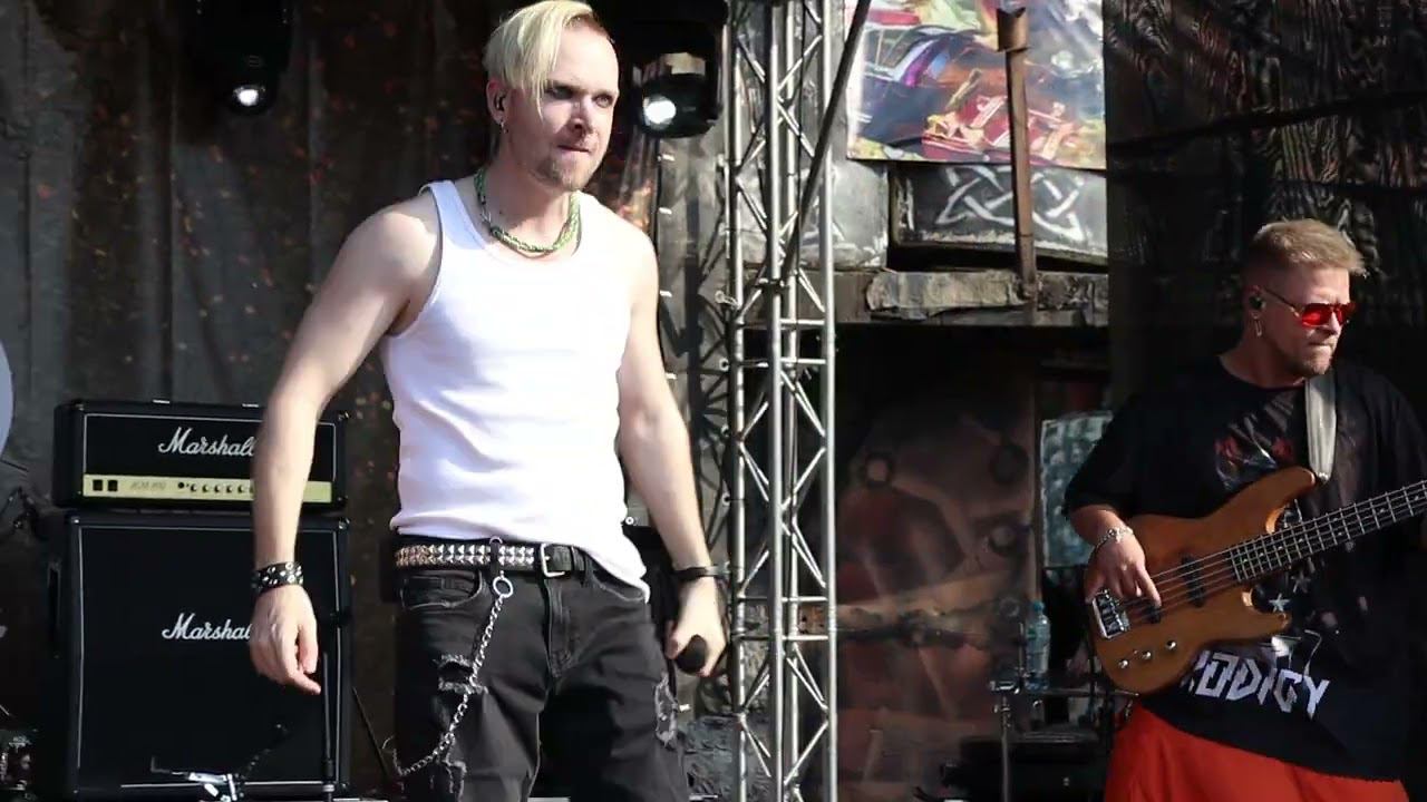 Rock Mania - Invaders Must Die (The Prodigy cover) | РокМотоФиеста 2024 | Tribute Fest смотреть онлайн