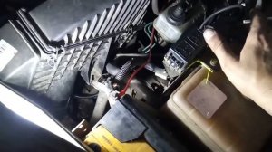 Рено Лагуна 1,замена троса сцепления.