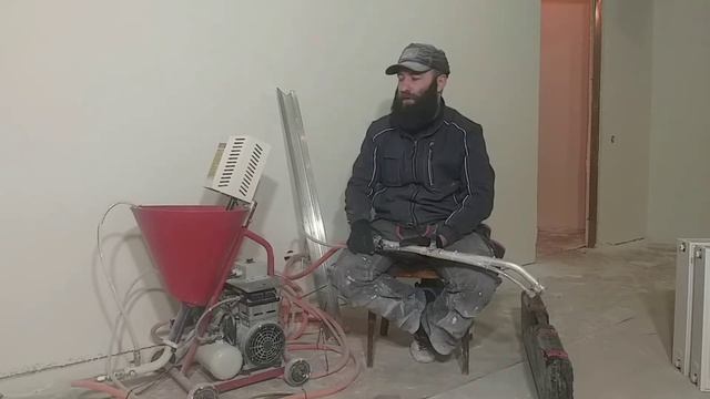 Супер быстрый способ шпаклёвки стен! 600м2 за три дня в два слоя! Шпаклевочная станция. смотреть онлайн