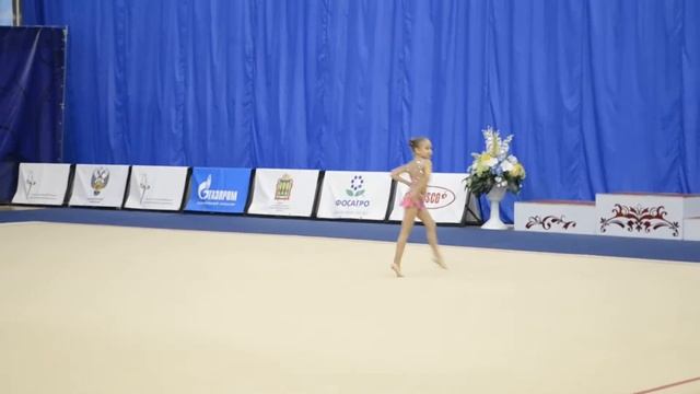 Саша Петрунина - Фестиваль по художественной гимнастике «Золотая осень». г. Пенза 2016 год смотреть онлайн