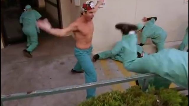 Scrubs Turk and The Todd - Everybody Was Kung Fu Fighting смотреть онлайн