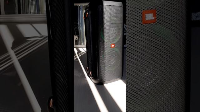 jbl Partybox 310 смотреть онлайн