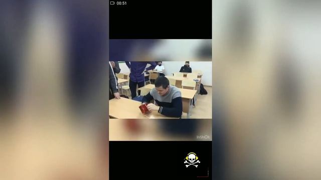 подарили однокласснику телефон на день рождения смотреть онлайн