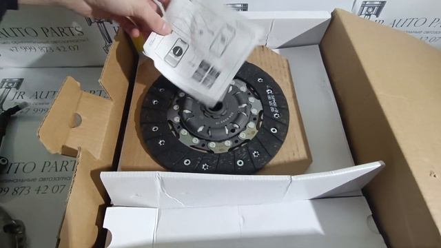 Комплект сцепления Luk 600005600 MB SPRINTER смотреть онлайн