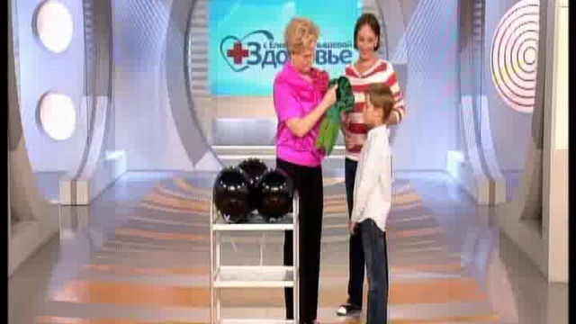 Завтрак для здоровья. Суп-пюре из брокколи с яйцом-пашот... смотреть онлайн