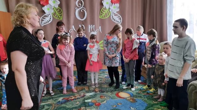 Утренник "Мамы добрые глаза". смотреть онлайн