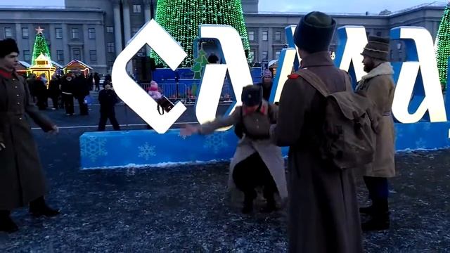 Рождественские гуляния смотреть онлайн