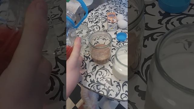 Что будет если яйца положить в разные житкости смотреть онлайн