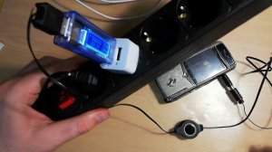 Включаем китайский vertu F510 Ferrari  приблизительно 2009 - 2010 года.