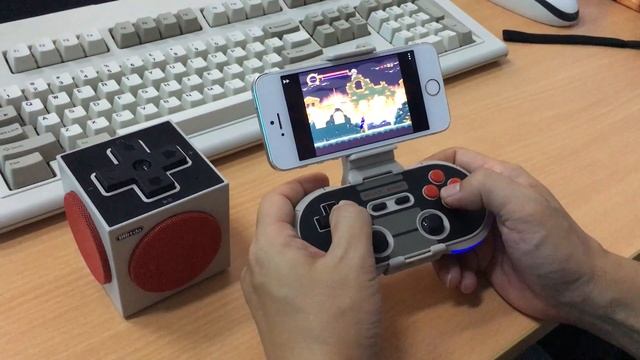 A perfect set for a game of Castlevania (8Bitdo NES30 Pro + Xtander + Retro Cube Speaker). смотреть онлайн