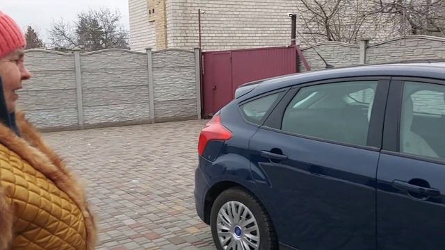 Прогреваю машину вместе со своими домашними питомцами смотреть онлайн