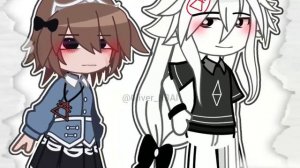 Оливер и Алиса танцуют
Алиса какая-то няшка