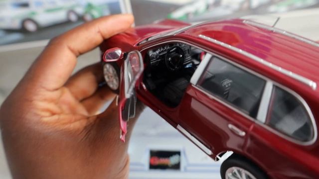 Review of Porsche Cayenne Turbo1.24 Diecast, Realistic Amazon Box, Heineken and can drinks 12.0Z смотреть онлайн