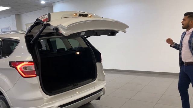 2018 18 Ford Kuga 2.0TDCI Vignale смотреть онлайн