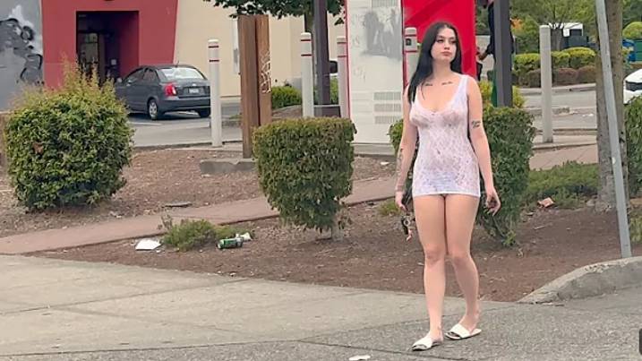 Плохие девчонки США. Голая мода. смотреть онлайн