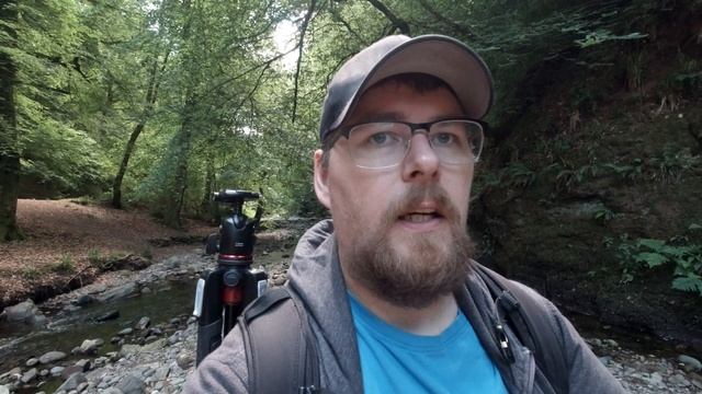 I crashed the DJI Air 2s :( Also a nice walk in the woods. смотреть онлайн
