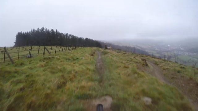 Llangollen One Giant Leap vs One Giant Novice! смотреть онлайн