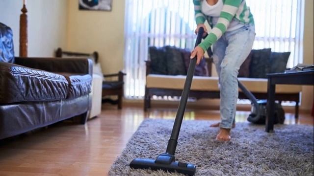 ЧИСТОТА В ДОМЕ | 7 способов поддерживать чистоту когда все сидят дома смотреть онлайн