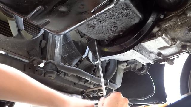 Replacing Honda Civic 92-00 Oil Pan Gasket,Changing The Filter & Sealing Exhaust System смотреть онлайн
