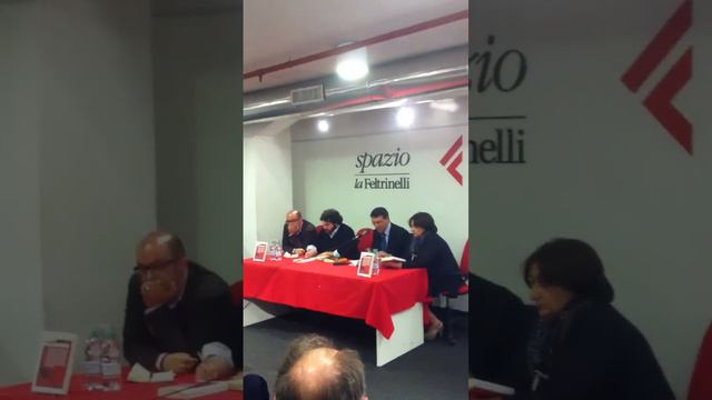 Raffaele Cantone su I medici della camorra di Corrado De Rosa.MOV смотреть онлайн