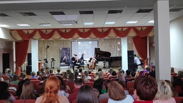 Анна Кошкина, Филипп Копачевский, Леонид Железный смотреть онлайн