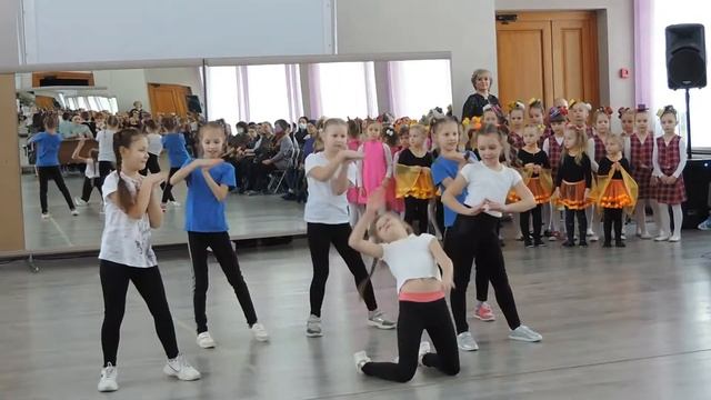Девочка в тренде смотреть онлайн
