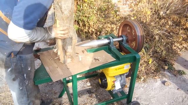 Дровокол винтовой на бензиновым двигателем смотреть онлайн