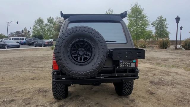 An Amazing Land Cruiser 80 series fully wrapped, or a LX450? смотреть онлайн