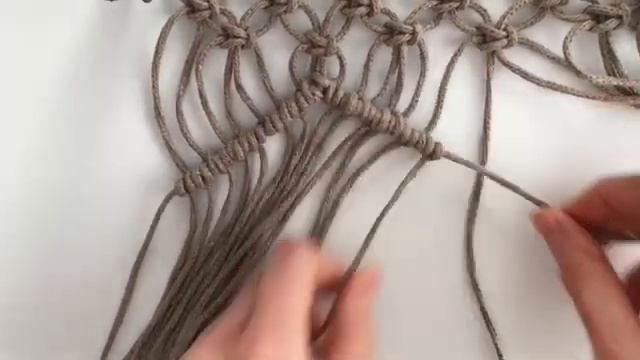 MAKROME YASTIK KILIFI YAPIMI DIY Macrame Pillow_[360p].mp4 смотреть онлайн